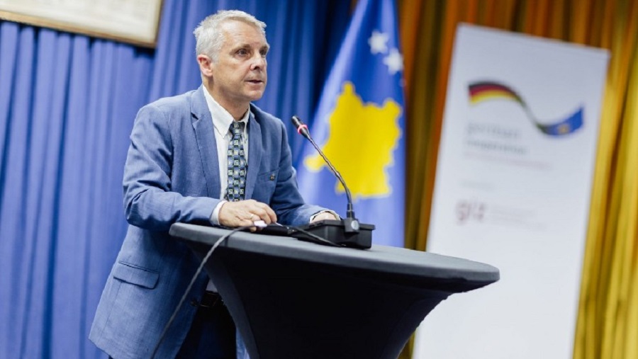Heqja e dinarit, Gjermania i propozon kosoves 4 muaj tranzicion